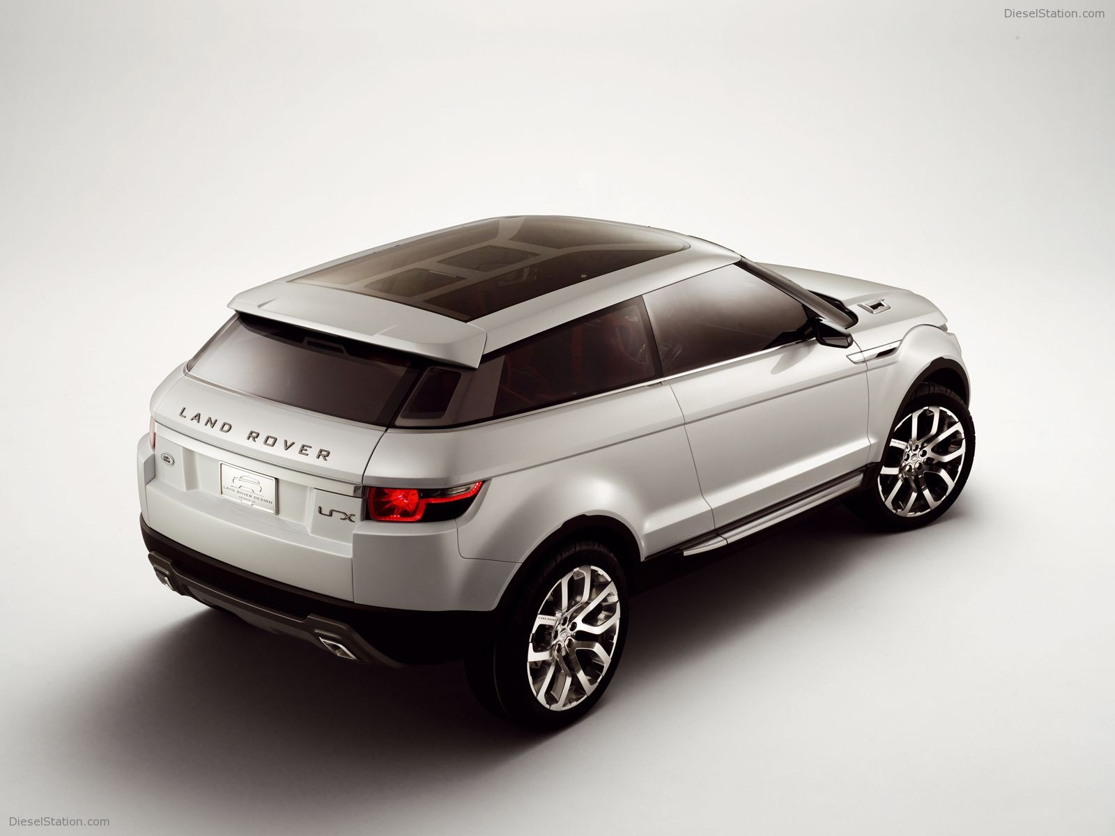 Land Rover LRX Hybrid Concept Car Images Land Rover LRX Hybrid Concept Car Images